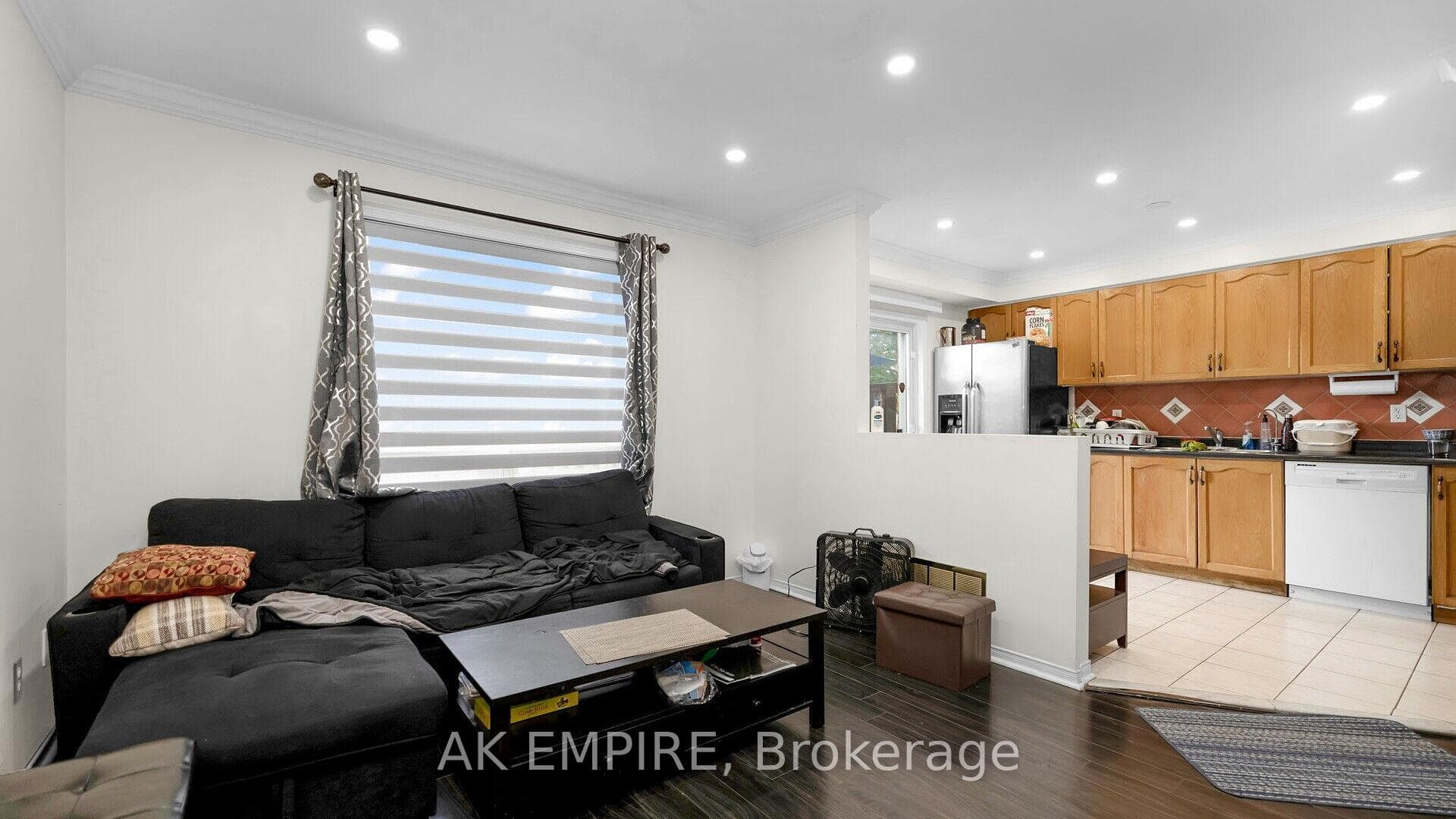 35 Malta Avenue Unit 1 photo 14