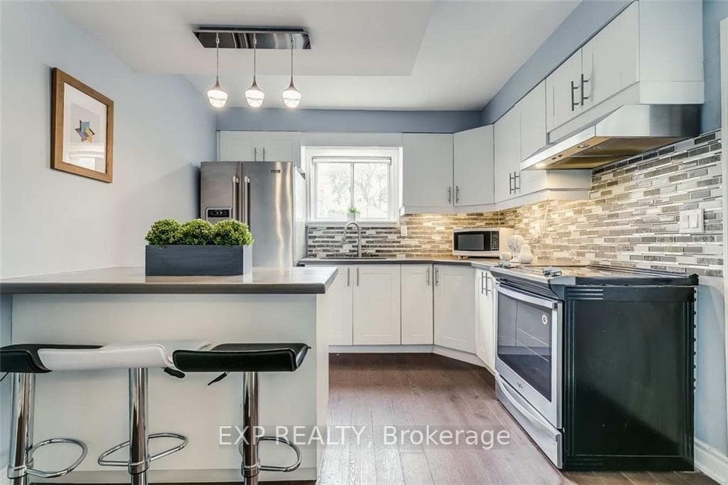 102 Rosslyn Avenue photo 6