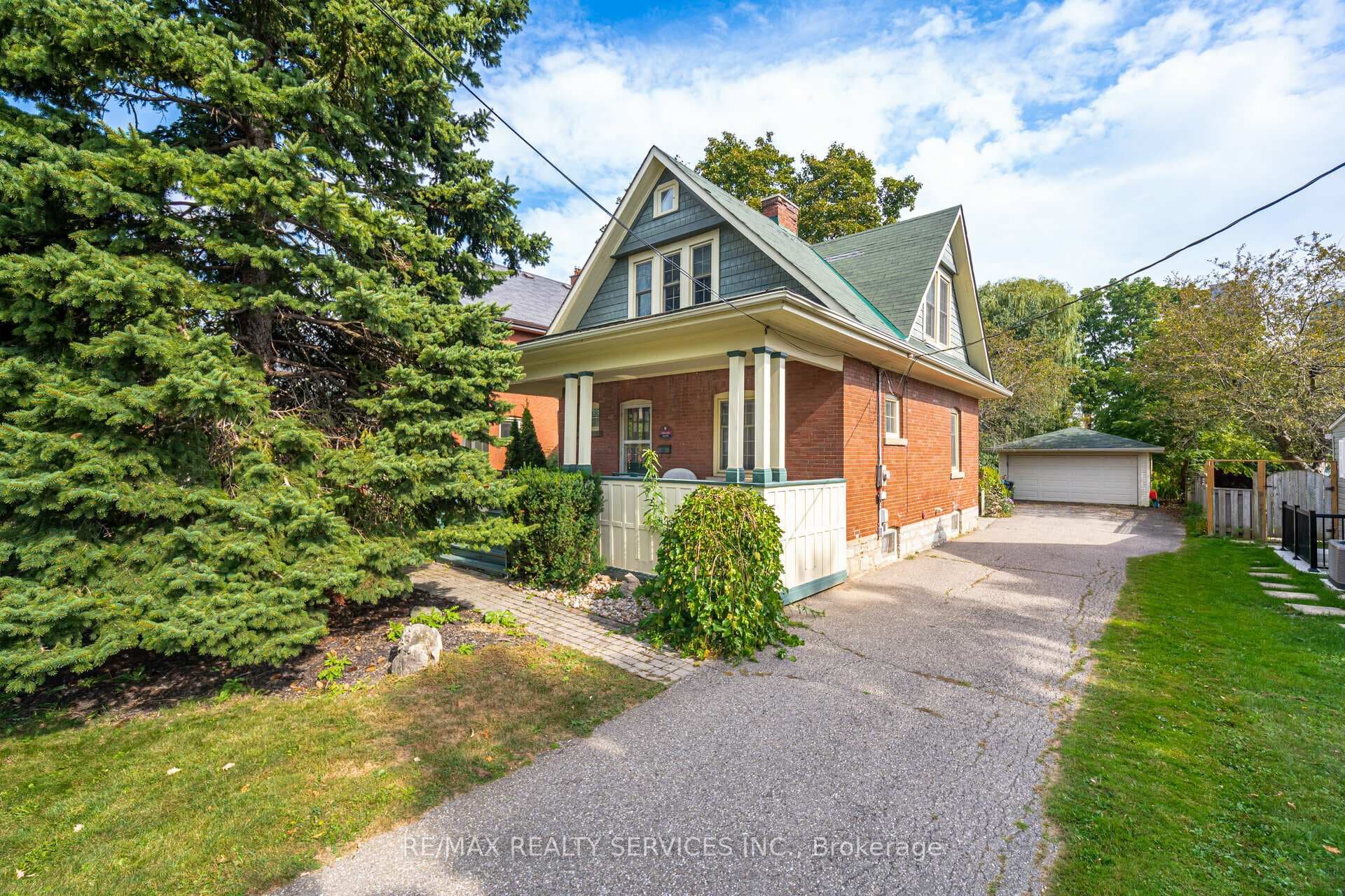 61 Rosedale Avenue photo 3