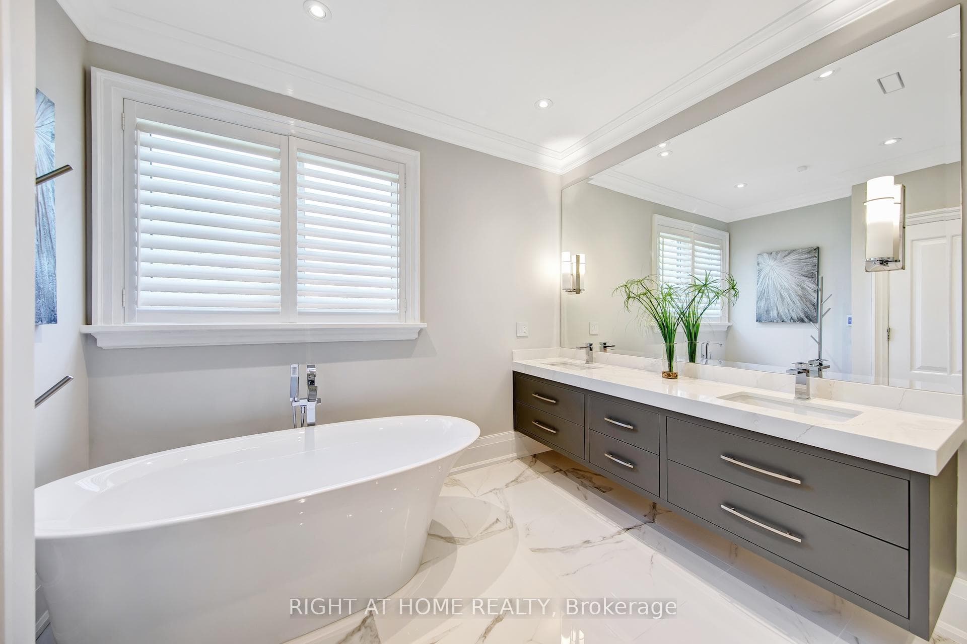 484 Avonwood Drive photo 24