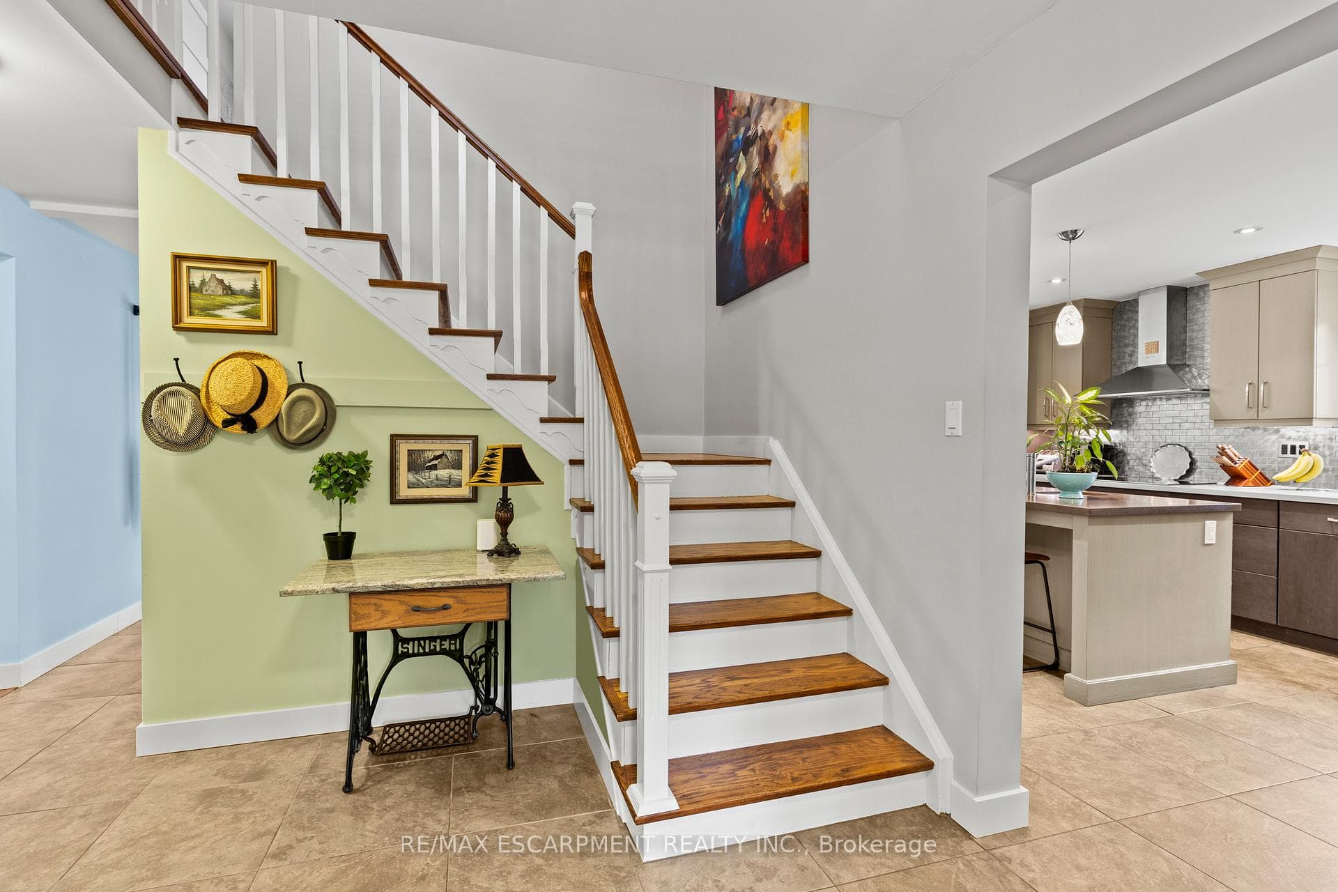 1189 Lambeth Road photo 7