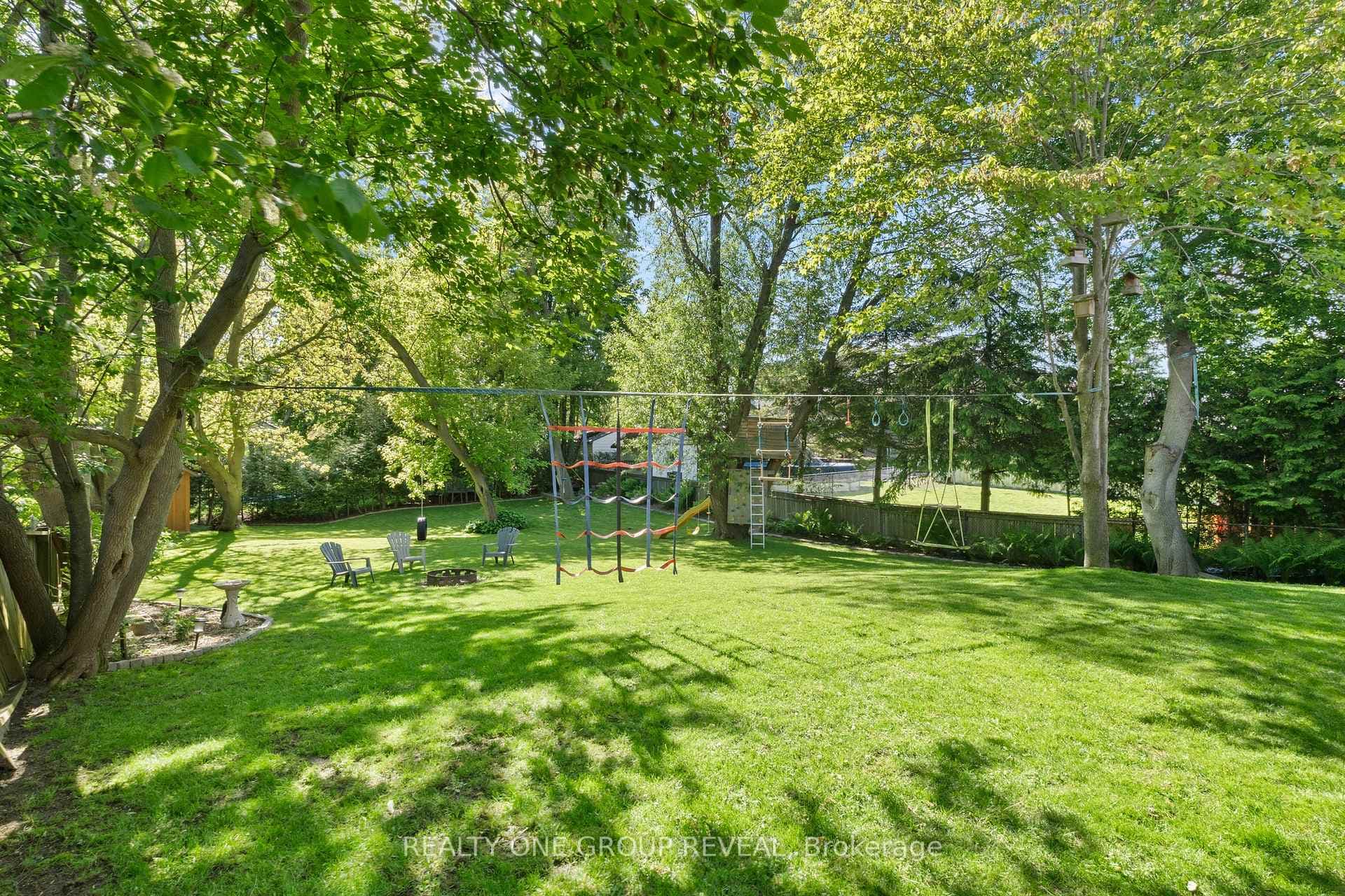10 Sylvia Court photo 38