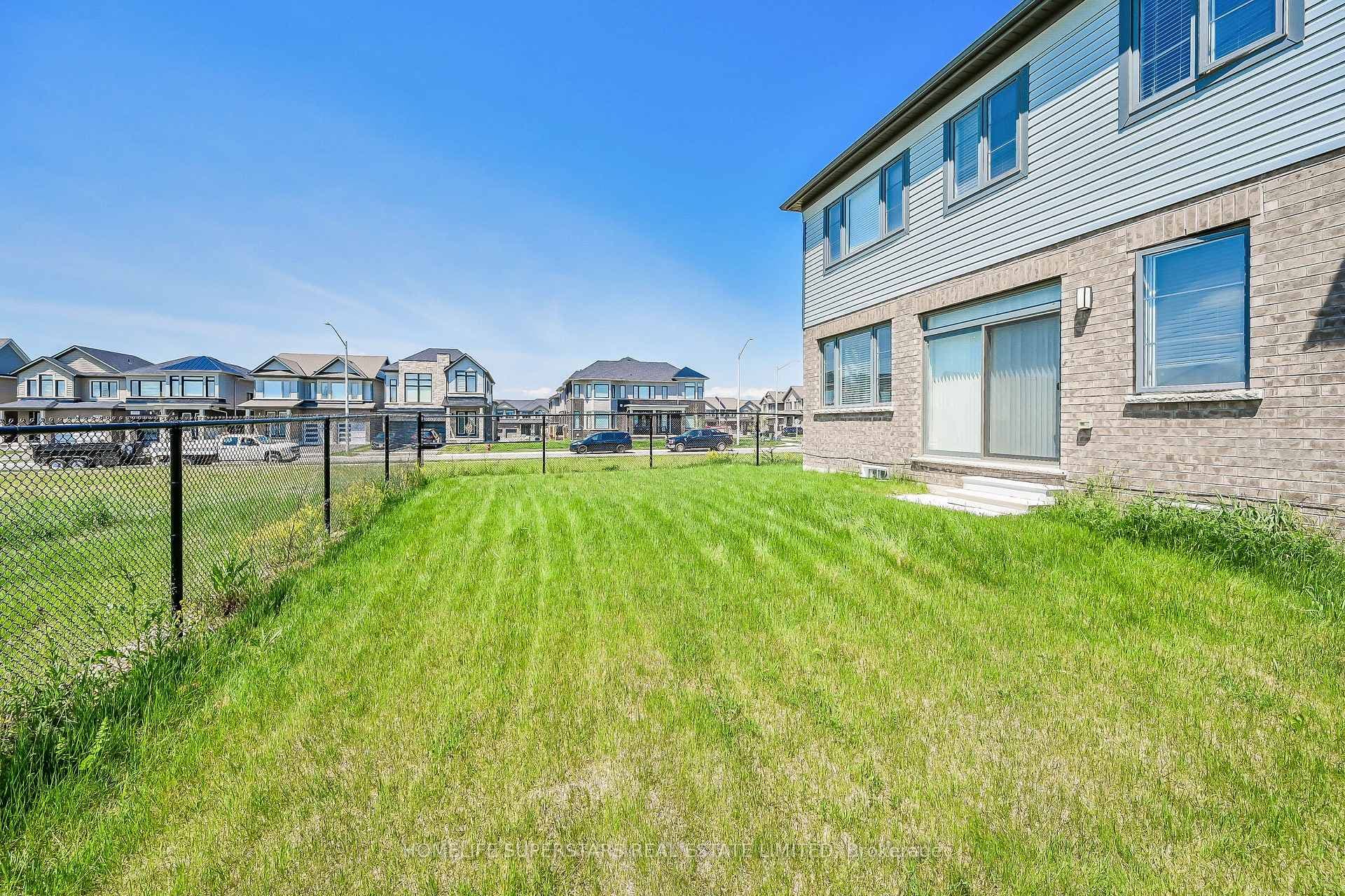 91 Yale Drive photo 34