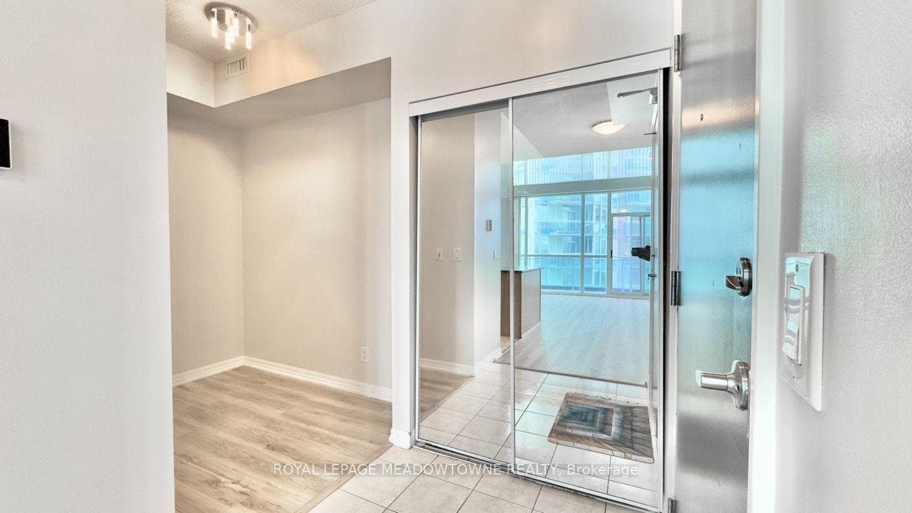 223 Webb Drive Unit 2114 photo 1