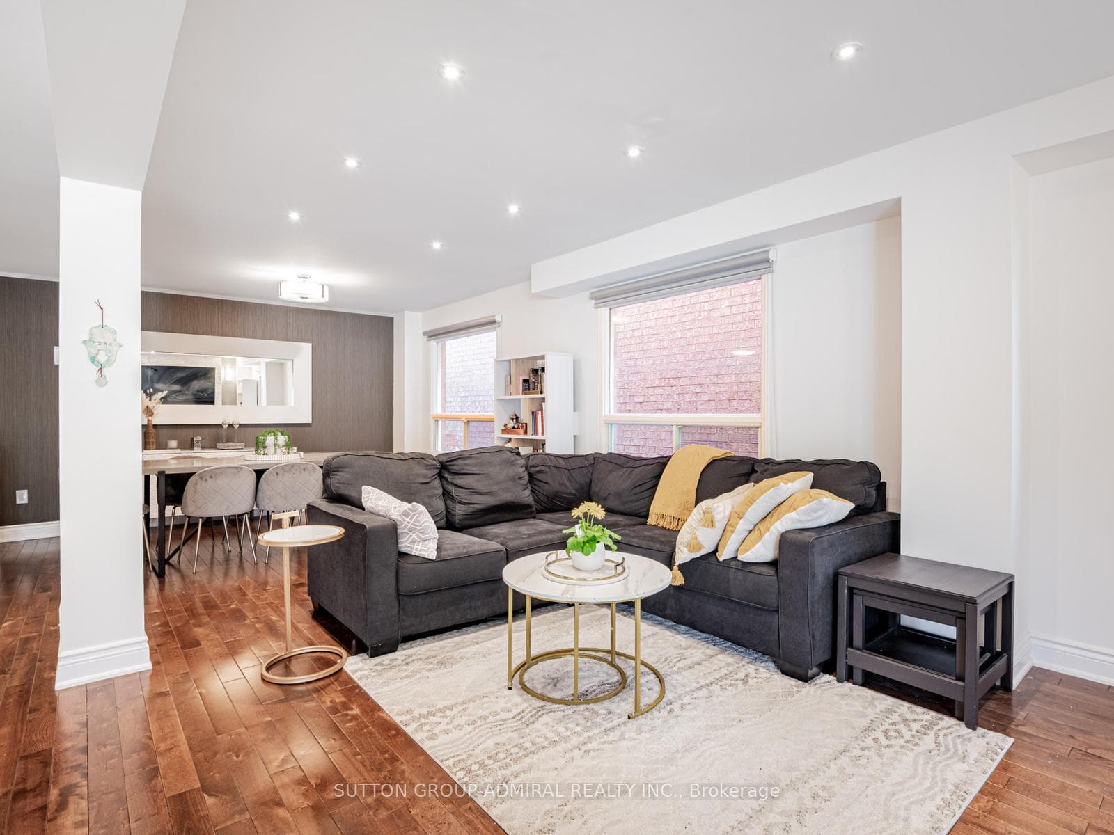 448 Conley Street photo 8