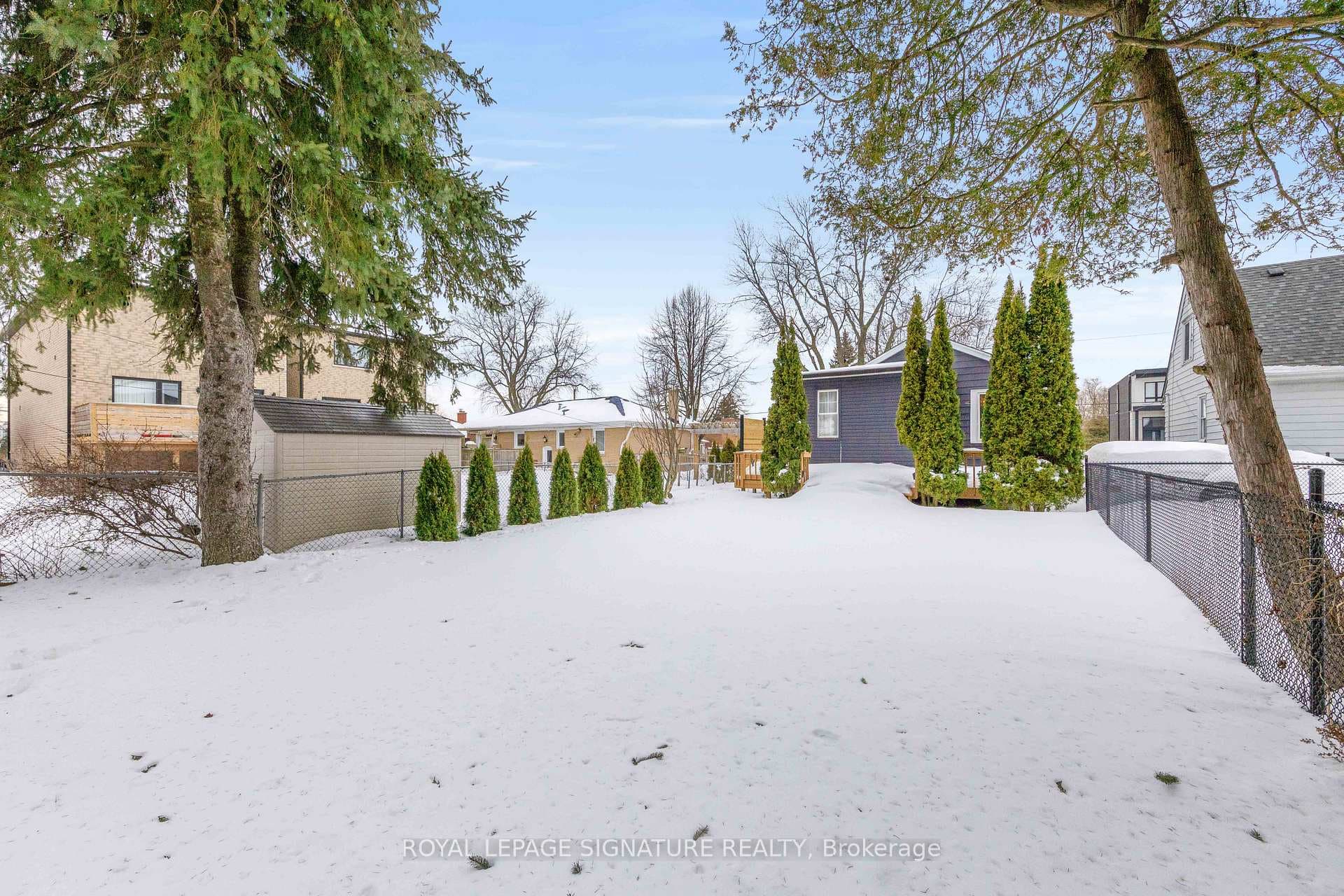 85 Sharpe Street photo 33