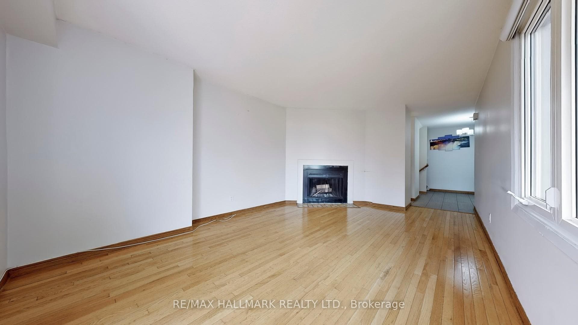 1144 Kos Boulevard photo 5