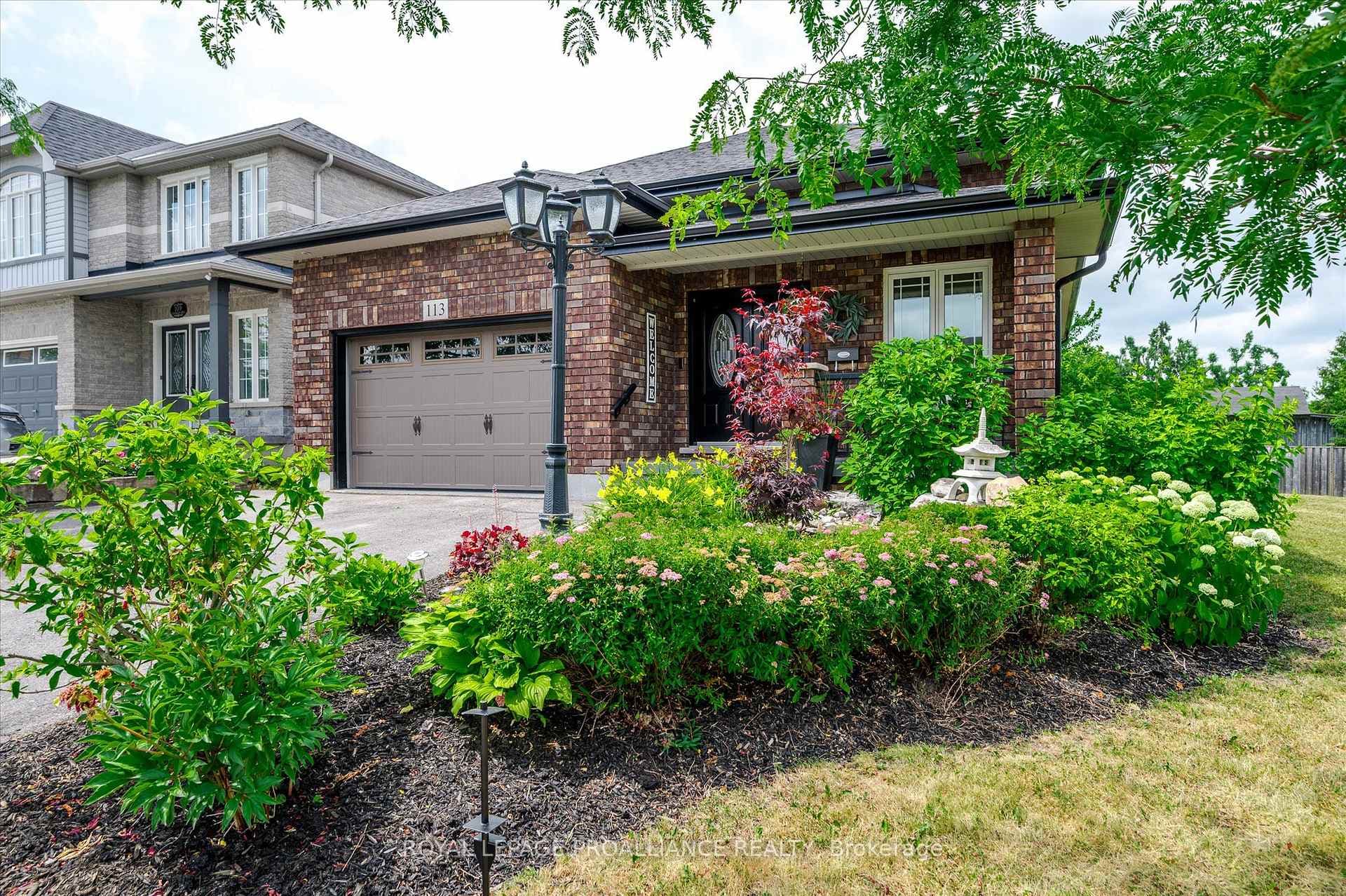 113 CHANDLER Crescent photo 2