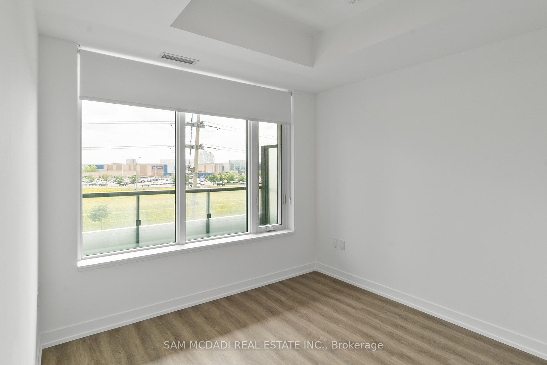 2485 Eglinton Avenue Unit 524 photo 14