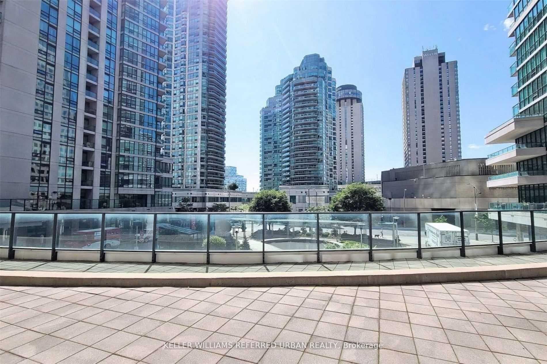 18 Harbour Street Unit 2606 photo 2