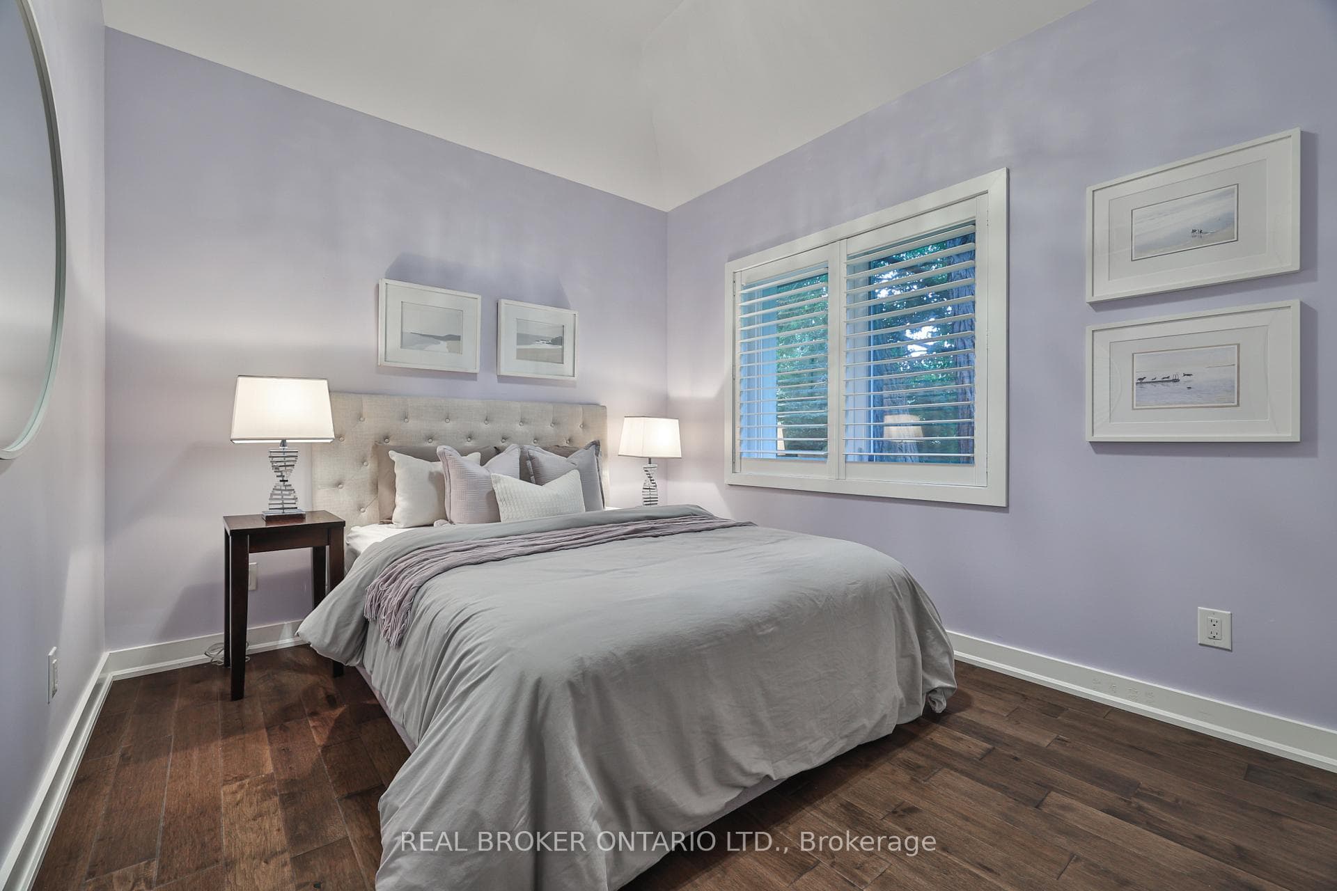 2054 Rebecca Street photo 20
