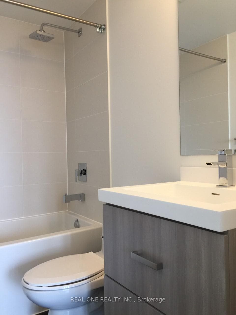 50 Wellesley Street Unit 3706 photo 8