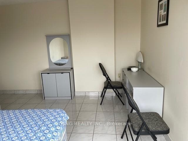 25 Fairview Road Unit 1101RmB photo 3