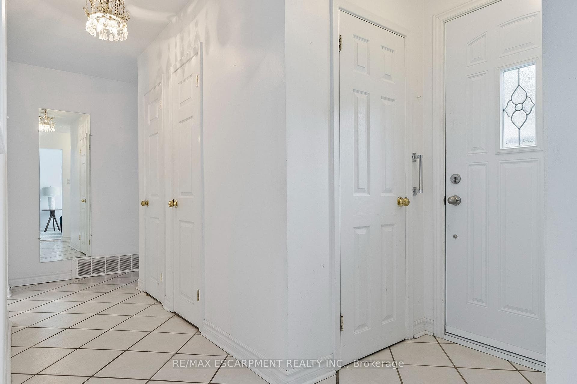 1272 Kelly Road photo 4