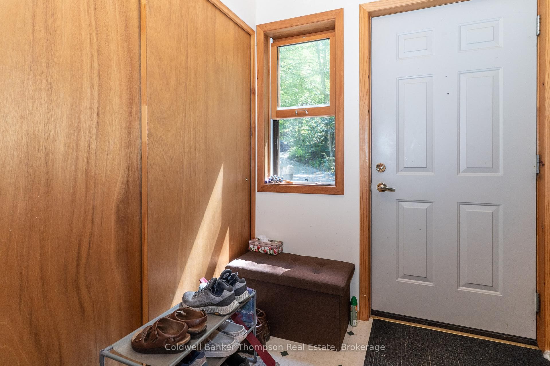 Foyer entrance from driveway