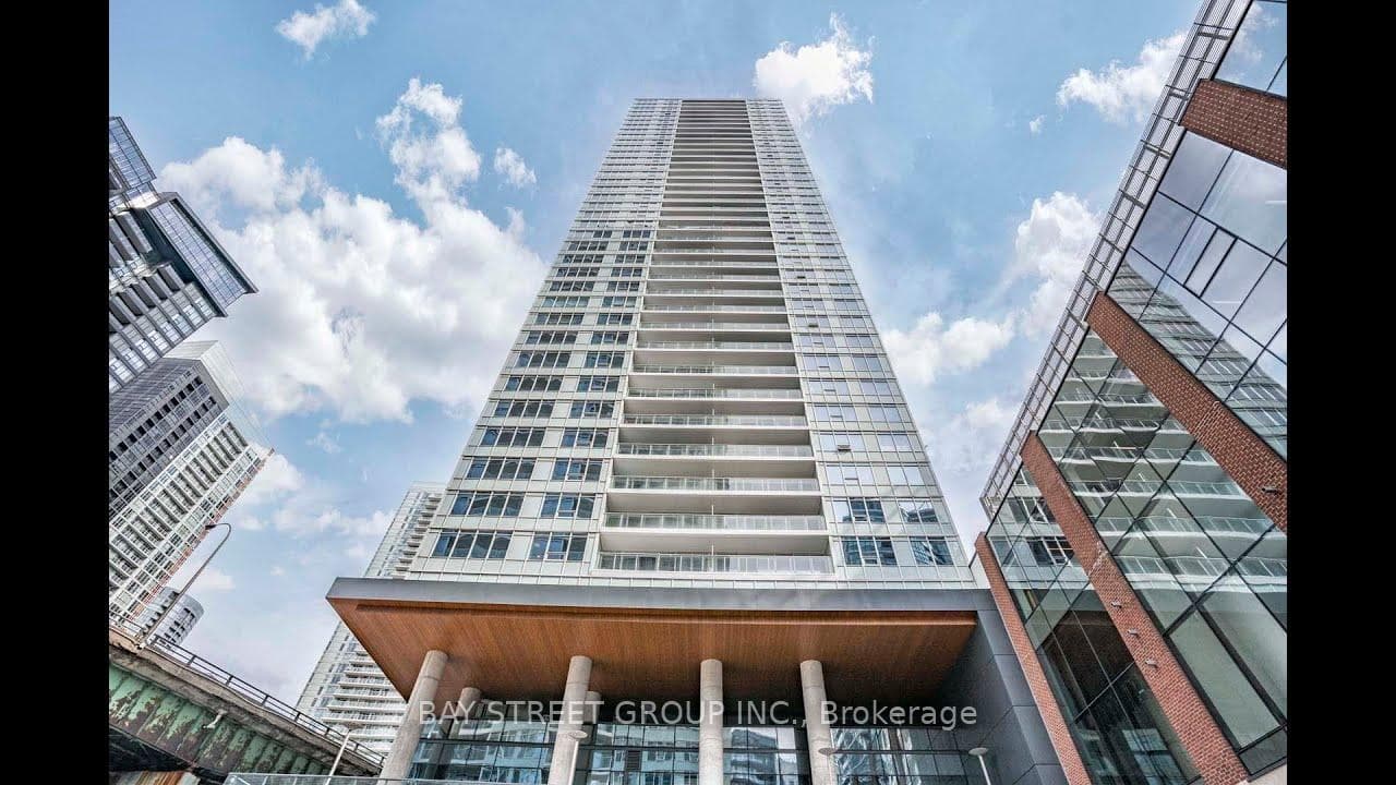 19 Bathurst Street Unit 4015 photo 3