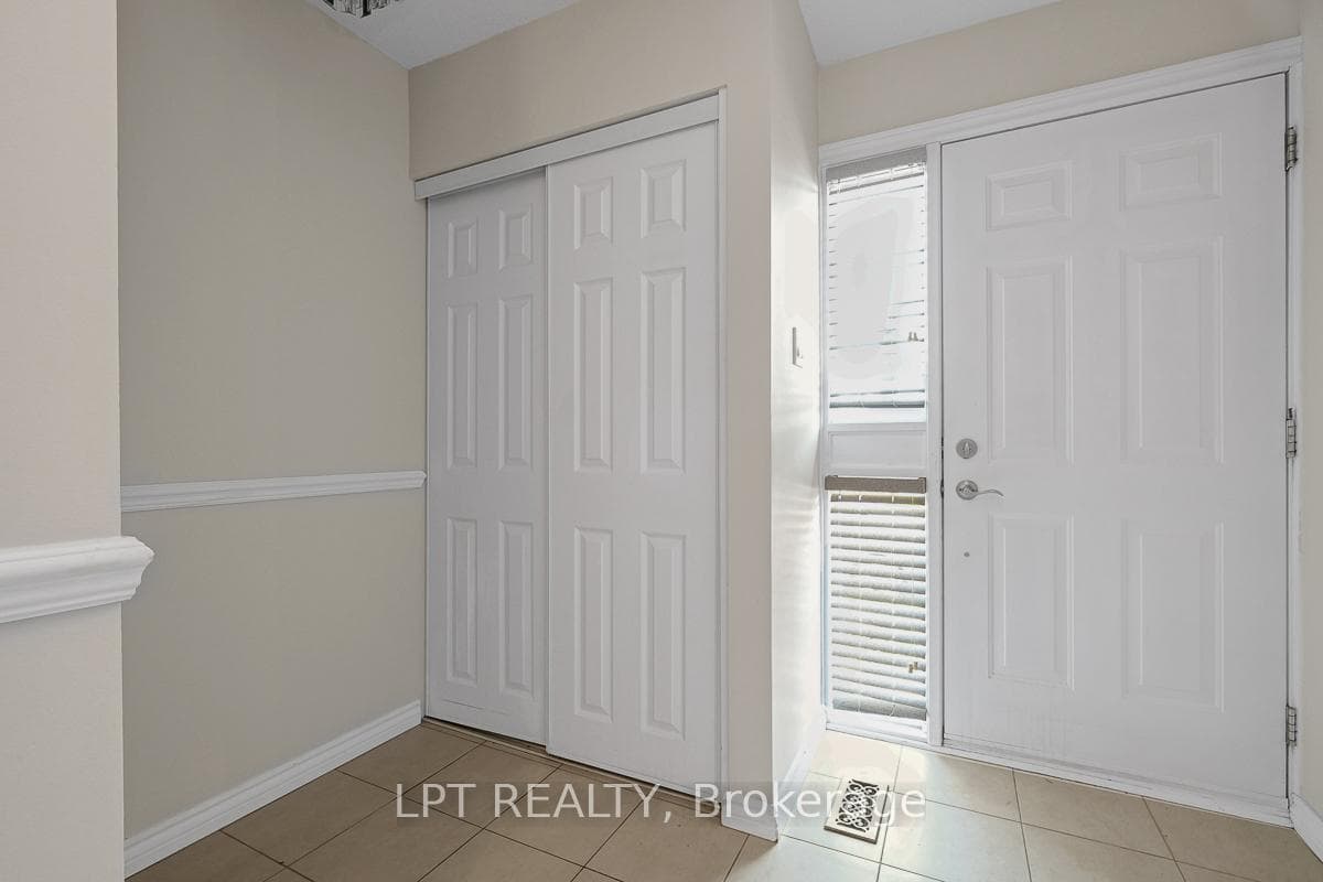 3501 Aladdin Lane Unit 1 photo 3