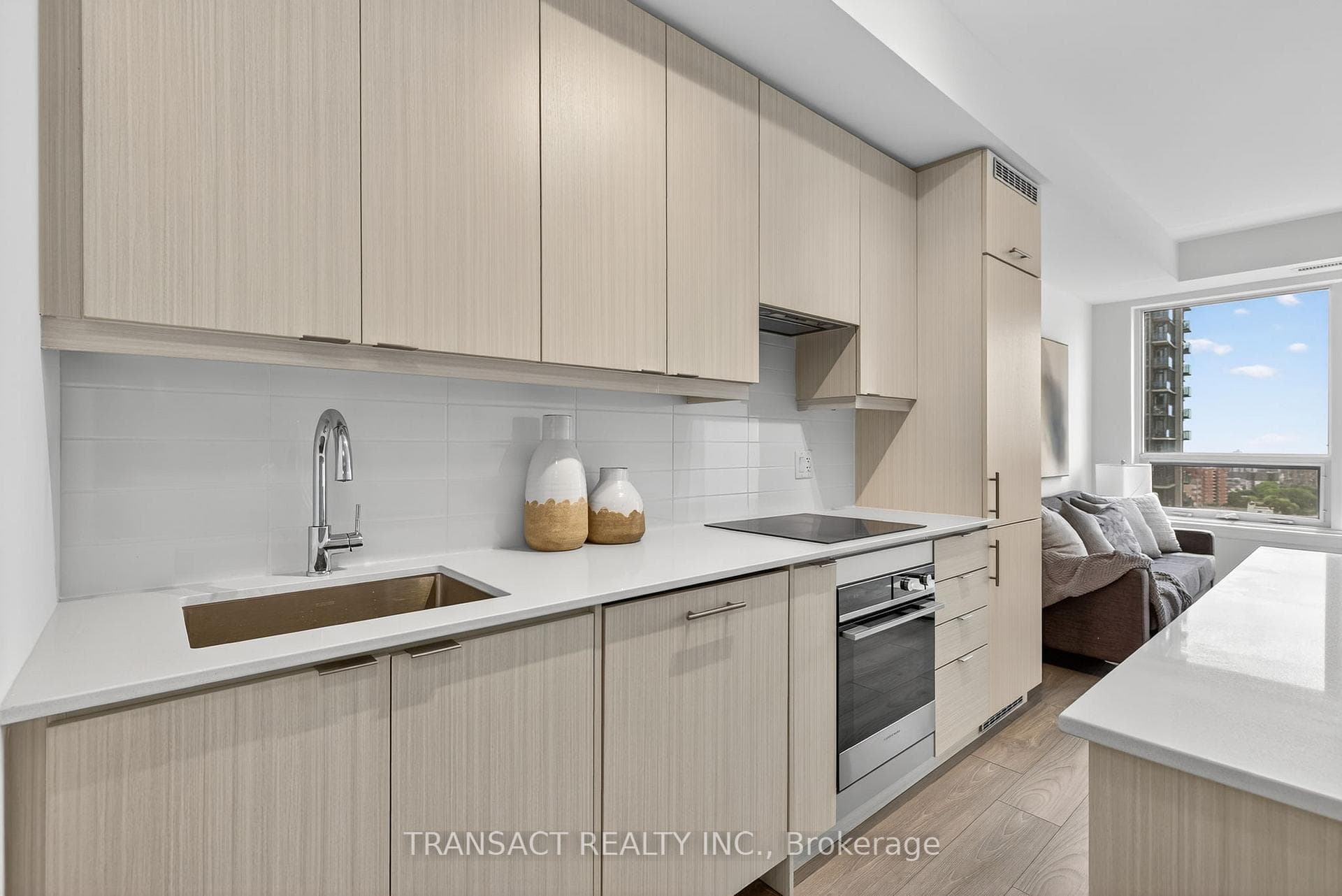 36 Elm Drive Unit 1706 photo 13