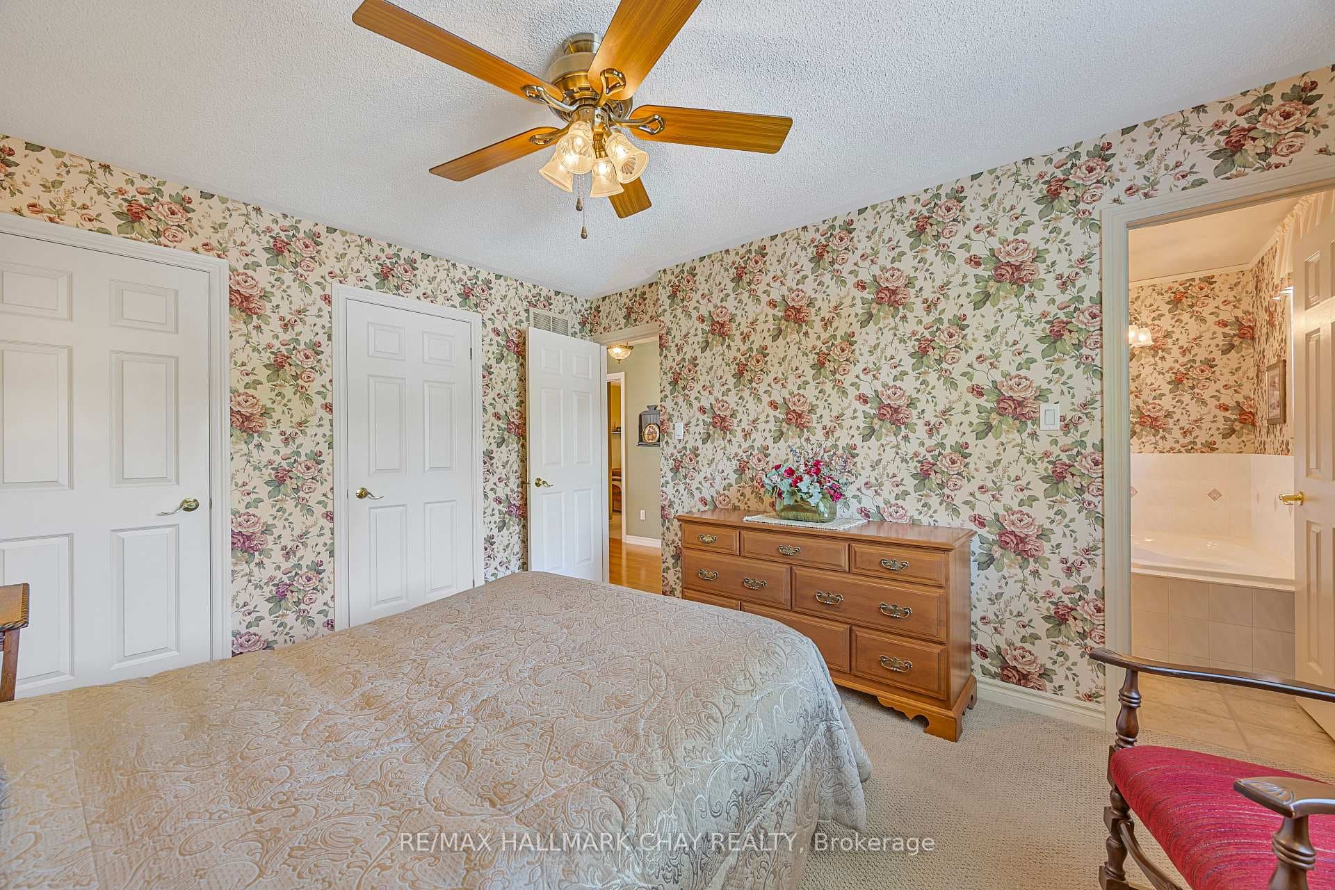 22 Huntington Drive photo 14