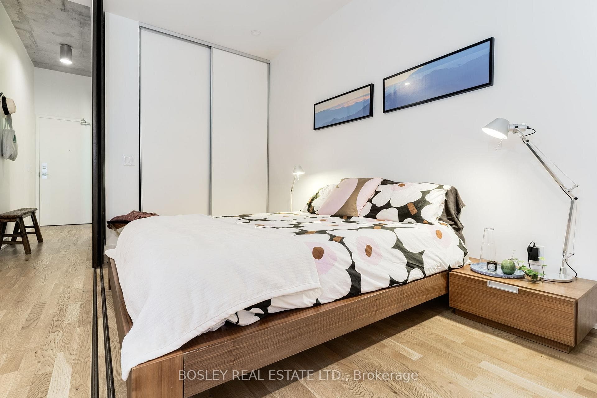 8 Dovercourt Road Unit 221 photo 9