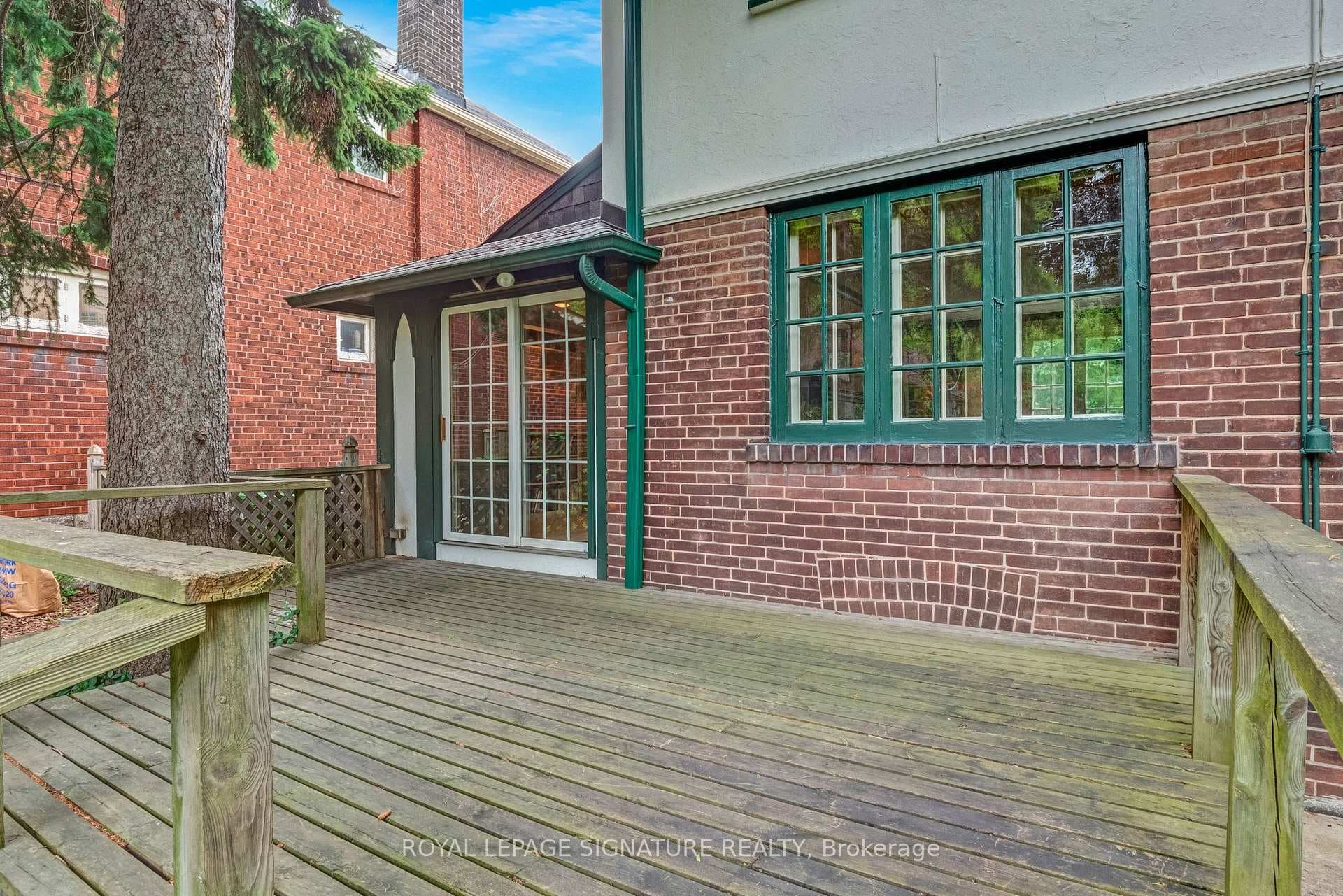 116 Manor Road photo 11