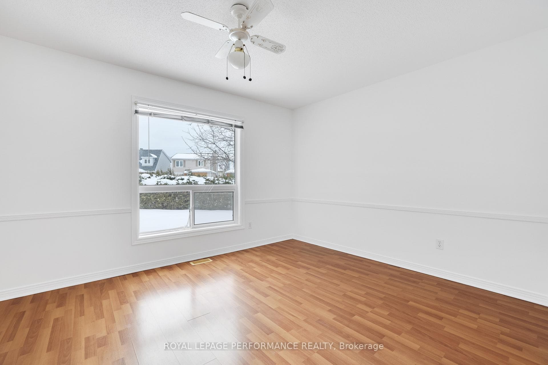 35 Steeple Chase Drive photo 17