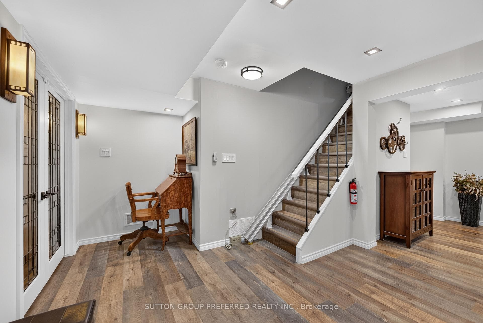 20 Windemere Place Unit 6 photo 25