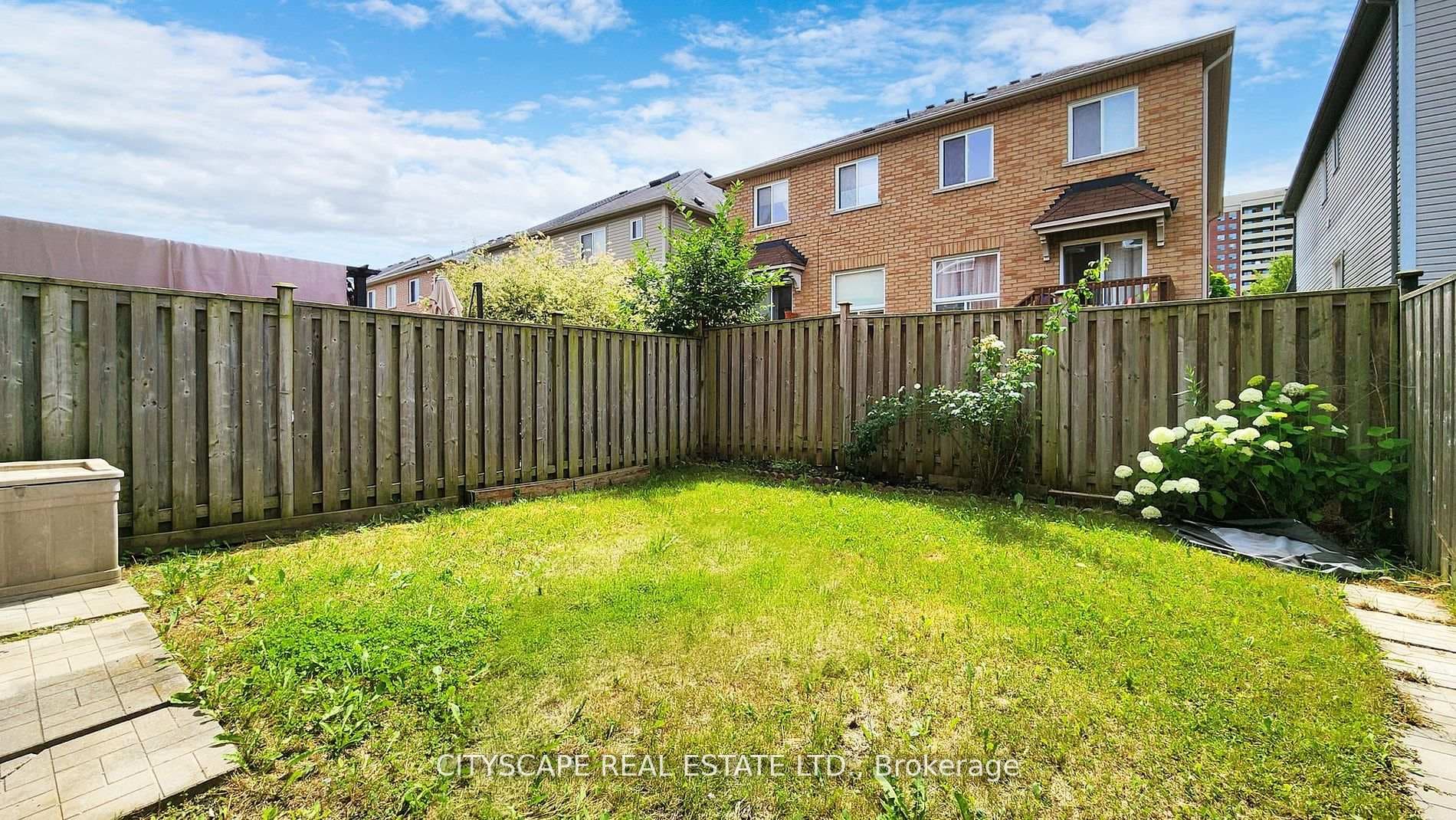 109 Burcher Road photo 37