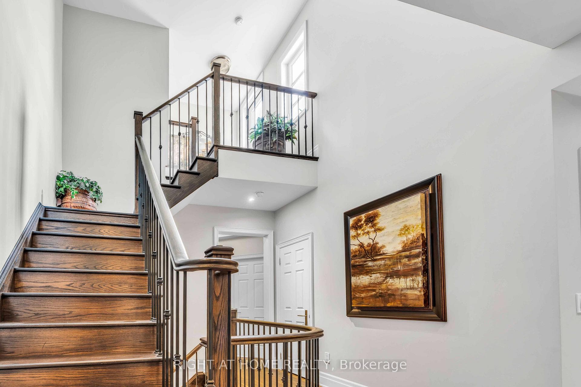 184 Dorval Drive photo 24