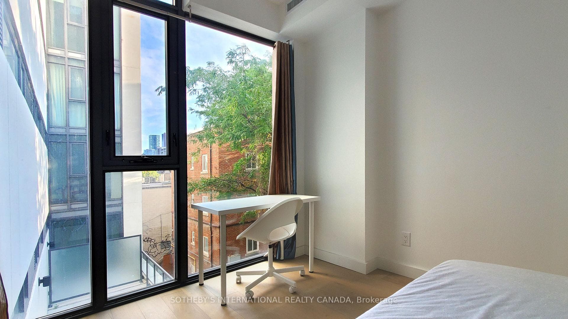 81 Wellesley Street Unit 305 photo 11