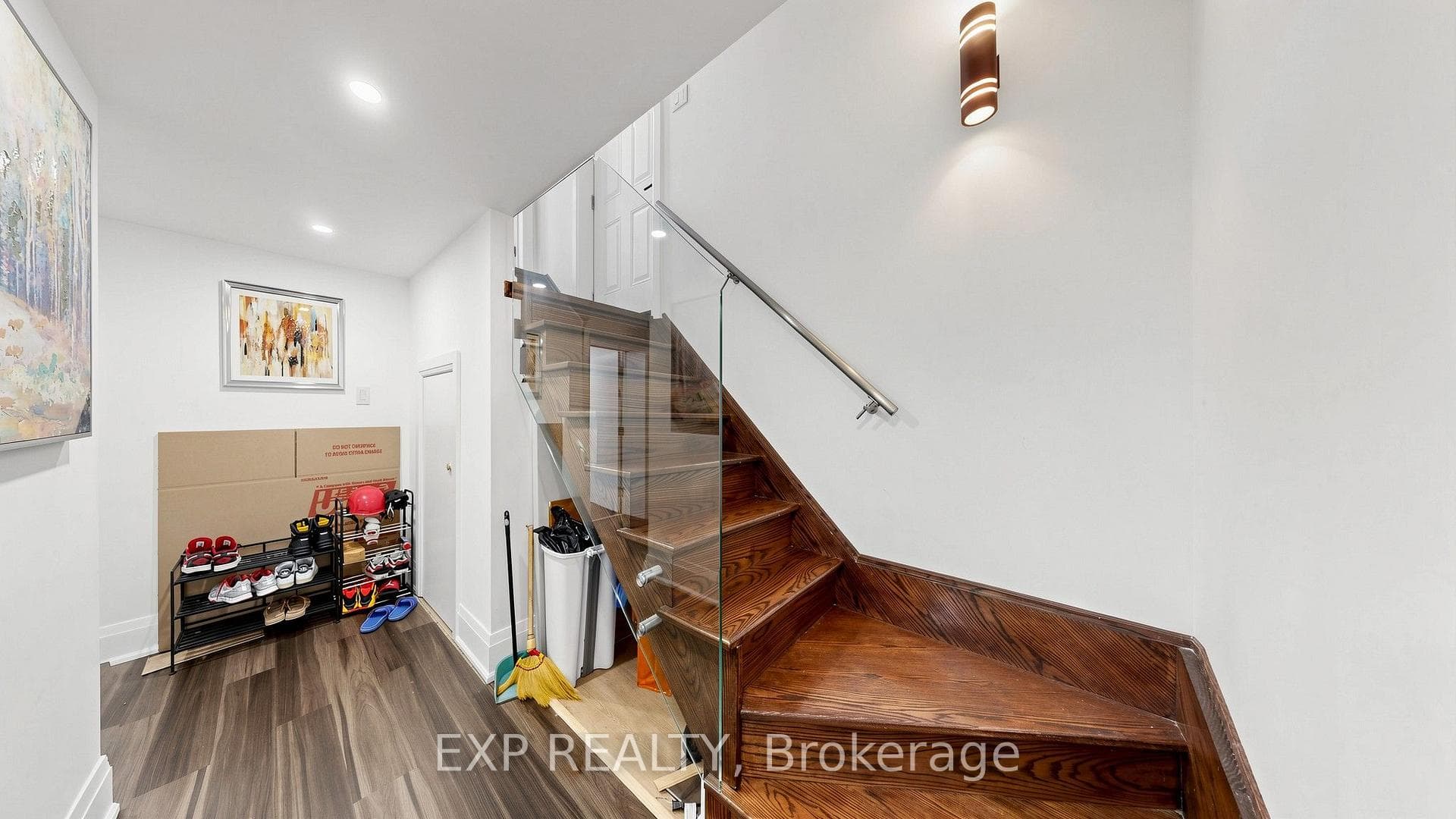 44 Tower Drive photo 42