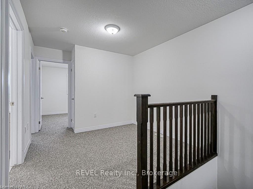 520 GREY Street Unit 11 photo 18