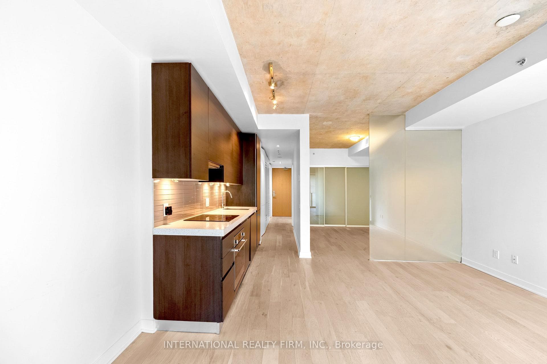 629 King Street Unit 313 photo 10