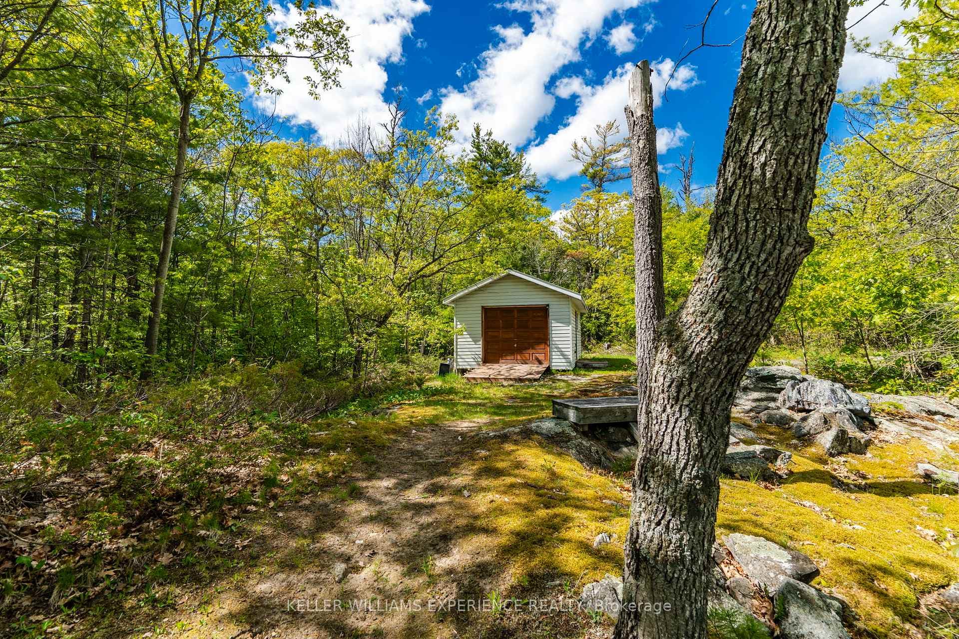 6932 ISLAND 1810 / BONE ISLAND N/A photo 25