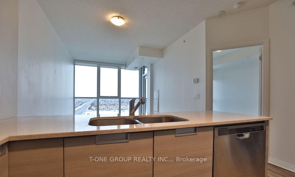 75 Eglinton Avenue Unit 1306 photo 5