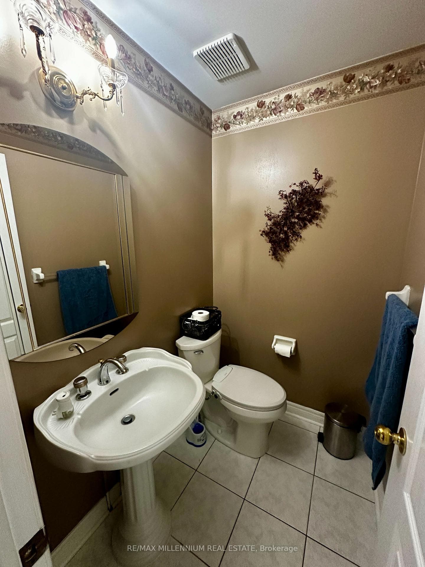 3091 Eden Oak Crescent Unit UPPER photo 14