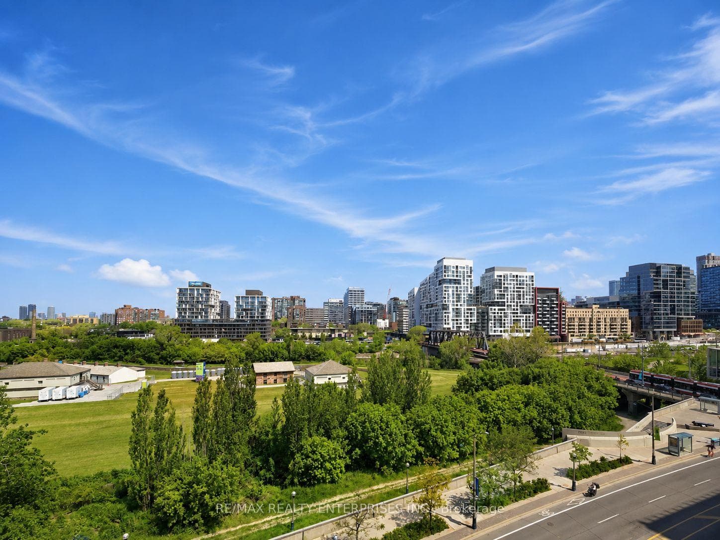 169 Fort York Boulevard Unit 722 photo 14