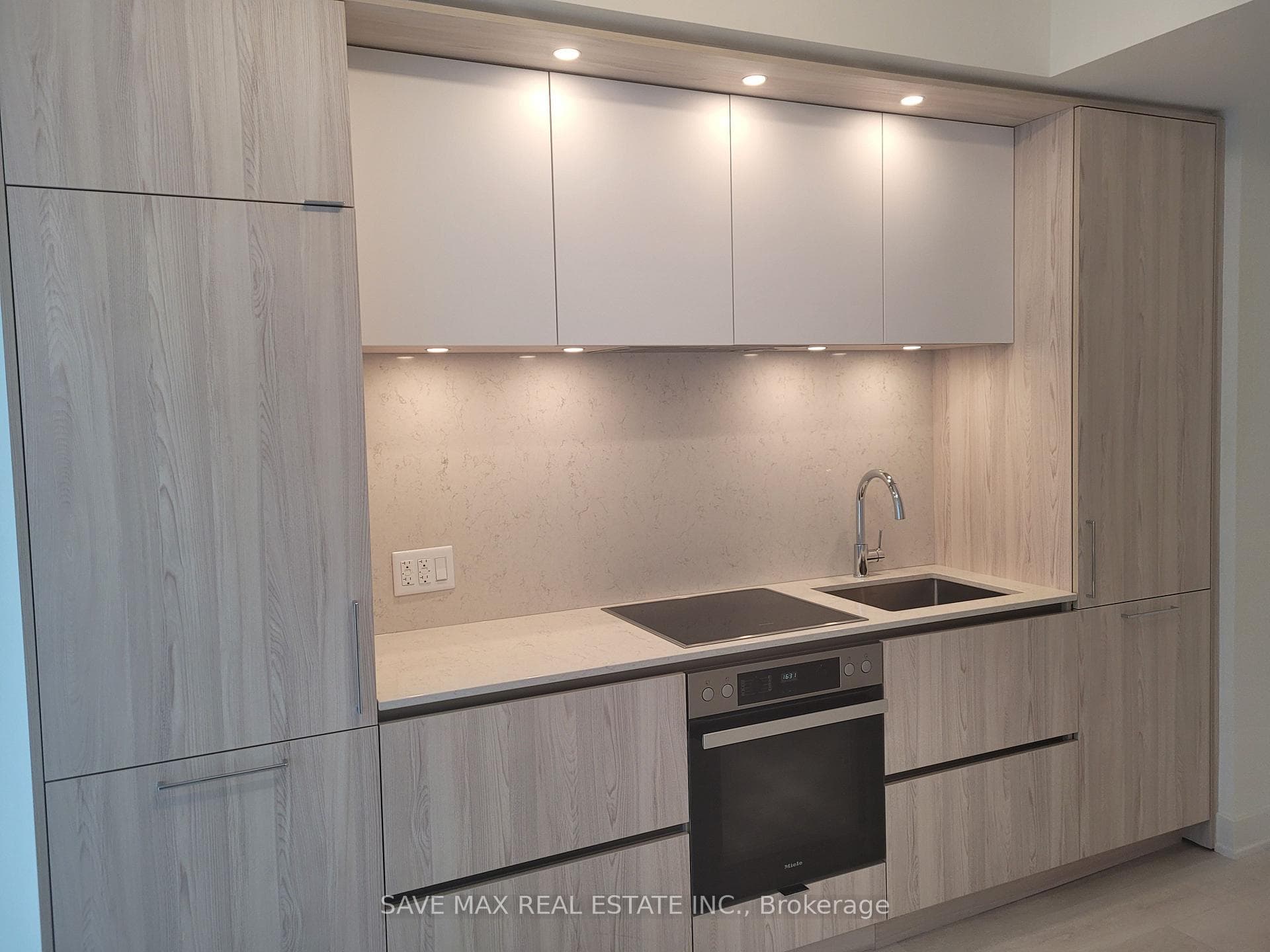 15 Mercer Toronto Street Unit 2803 photo 1