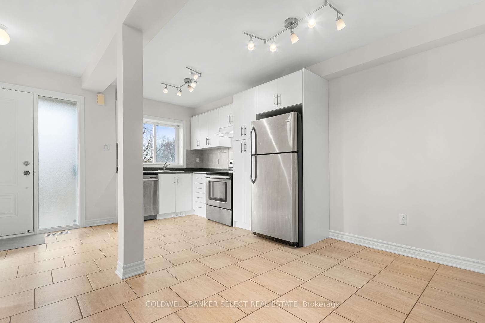 1 Autumn Avenue Unit 7 photo 8