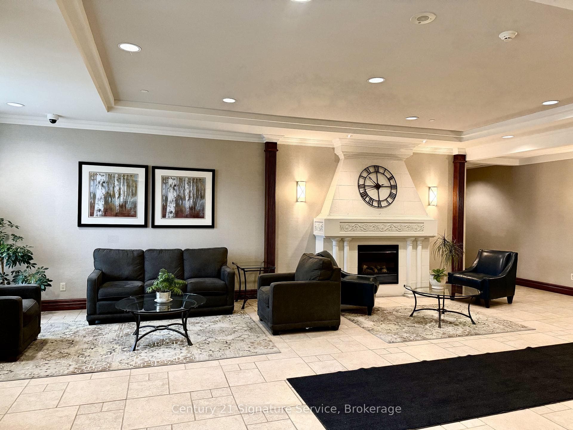 2545 Erin Centre Boulevard Unit 1802 photo 7