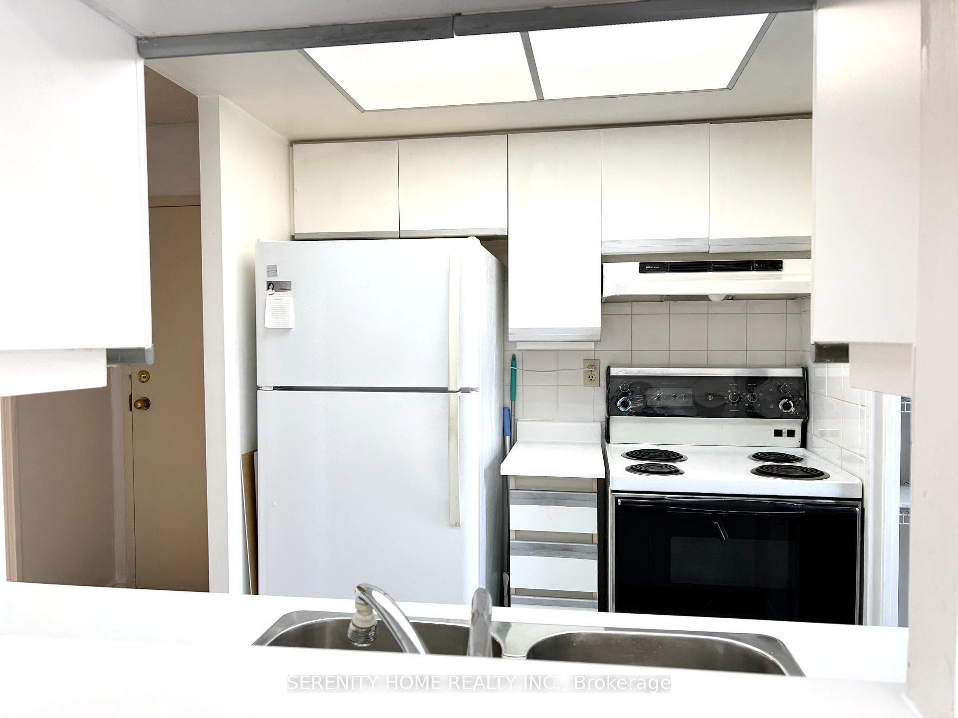 265 Enfield Place Unit 704 photo 21