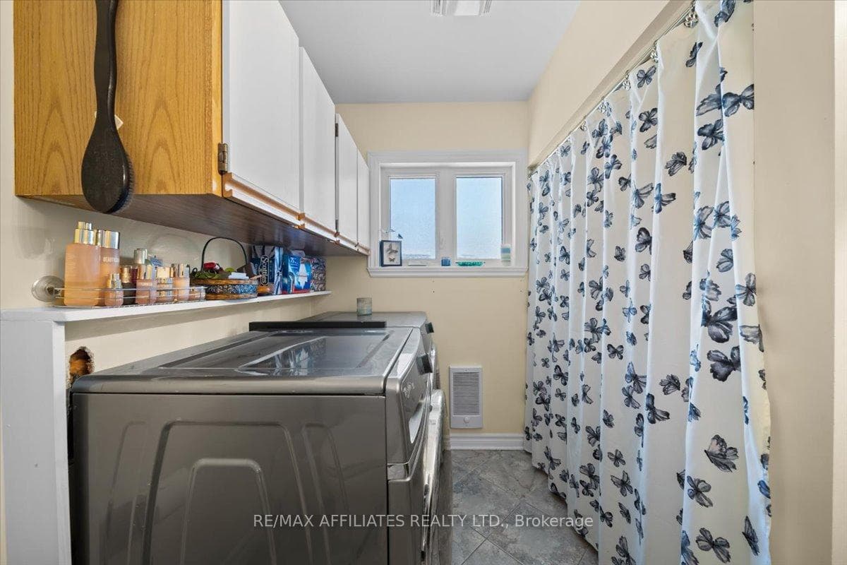 91 Levac Street photo 20