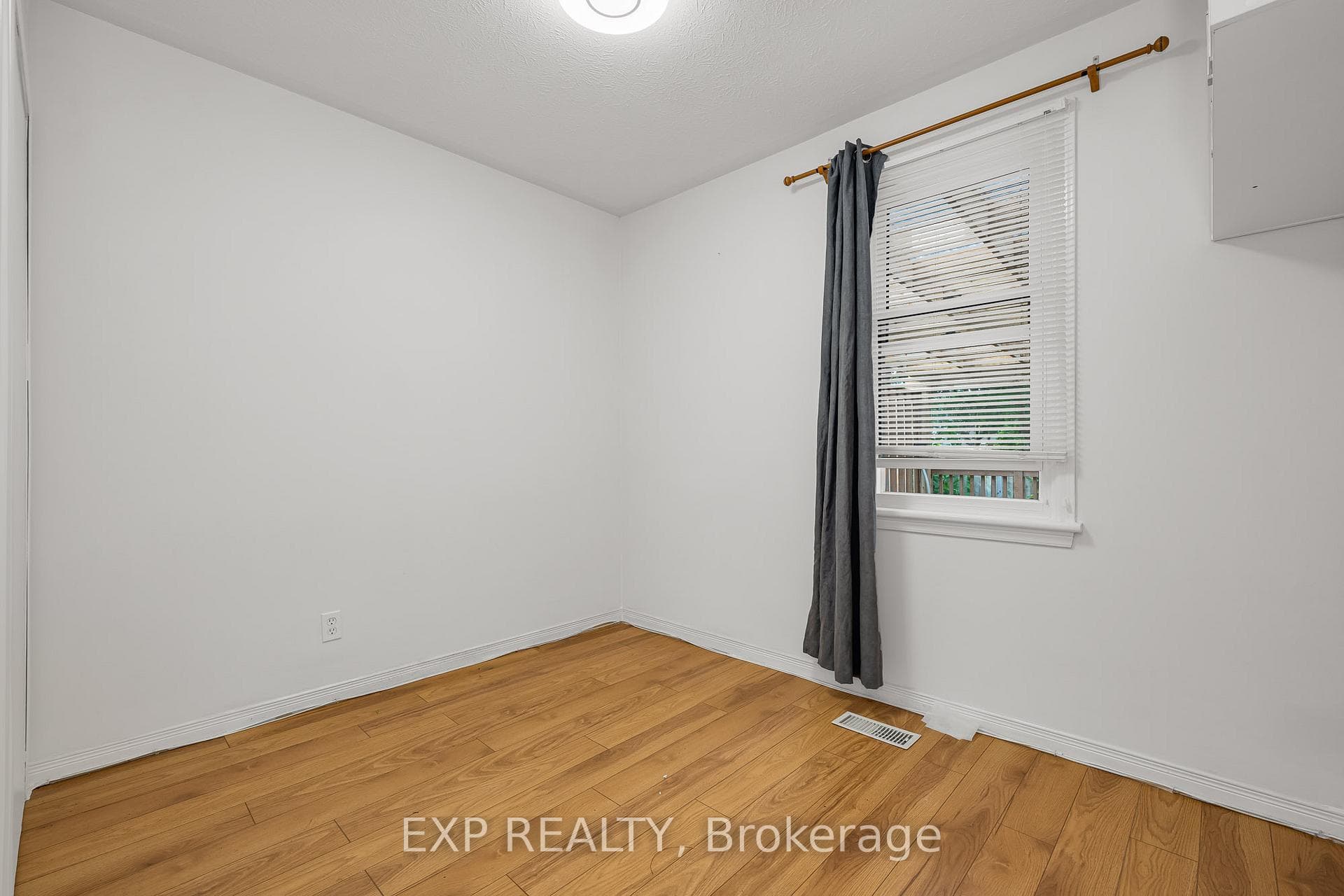 110 Fairview Avenue photo 13