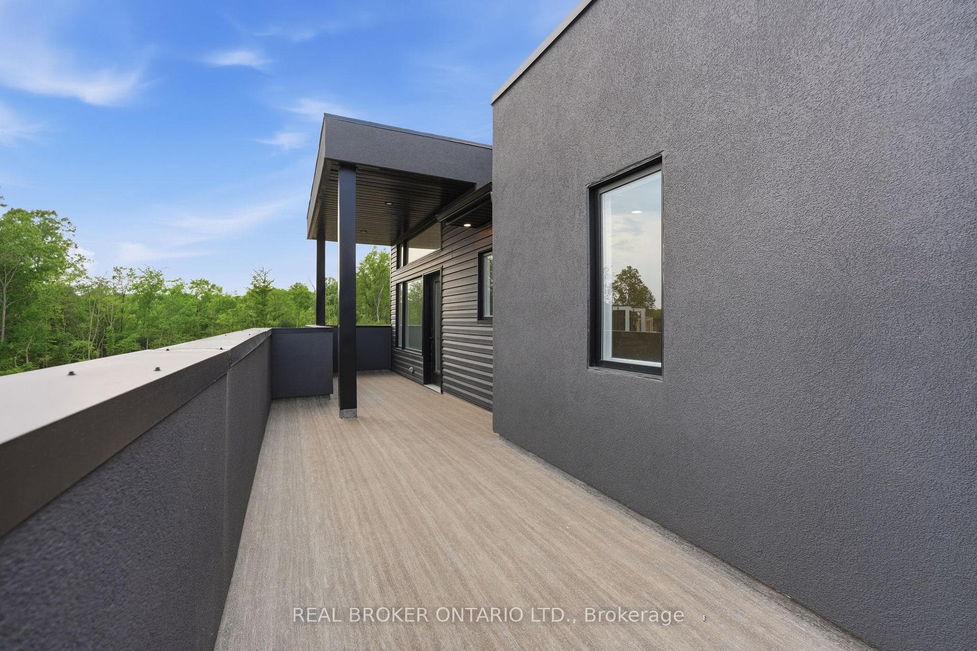 6309 Jewel Common photo 32