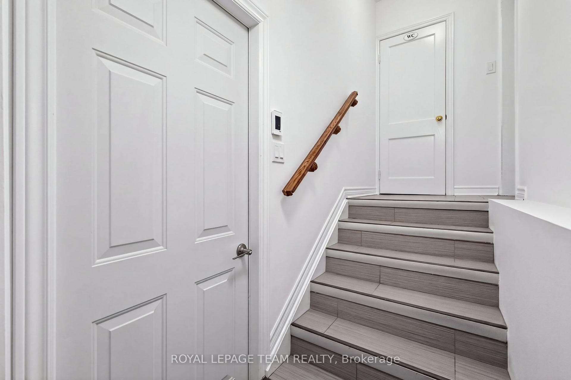 131 Acacia Avenue photo 41