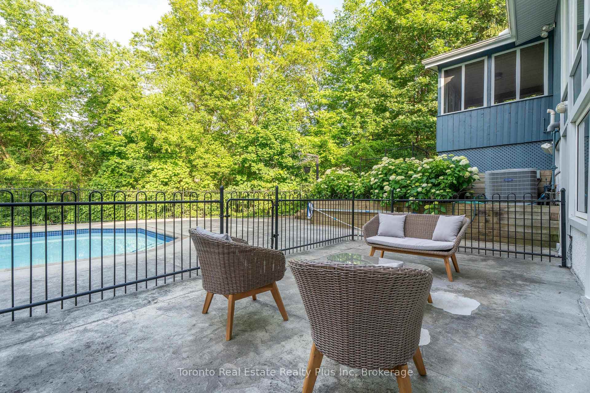 39 Dove Lane photo 45