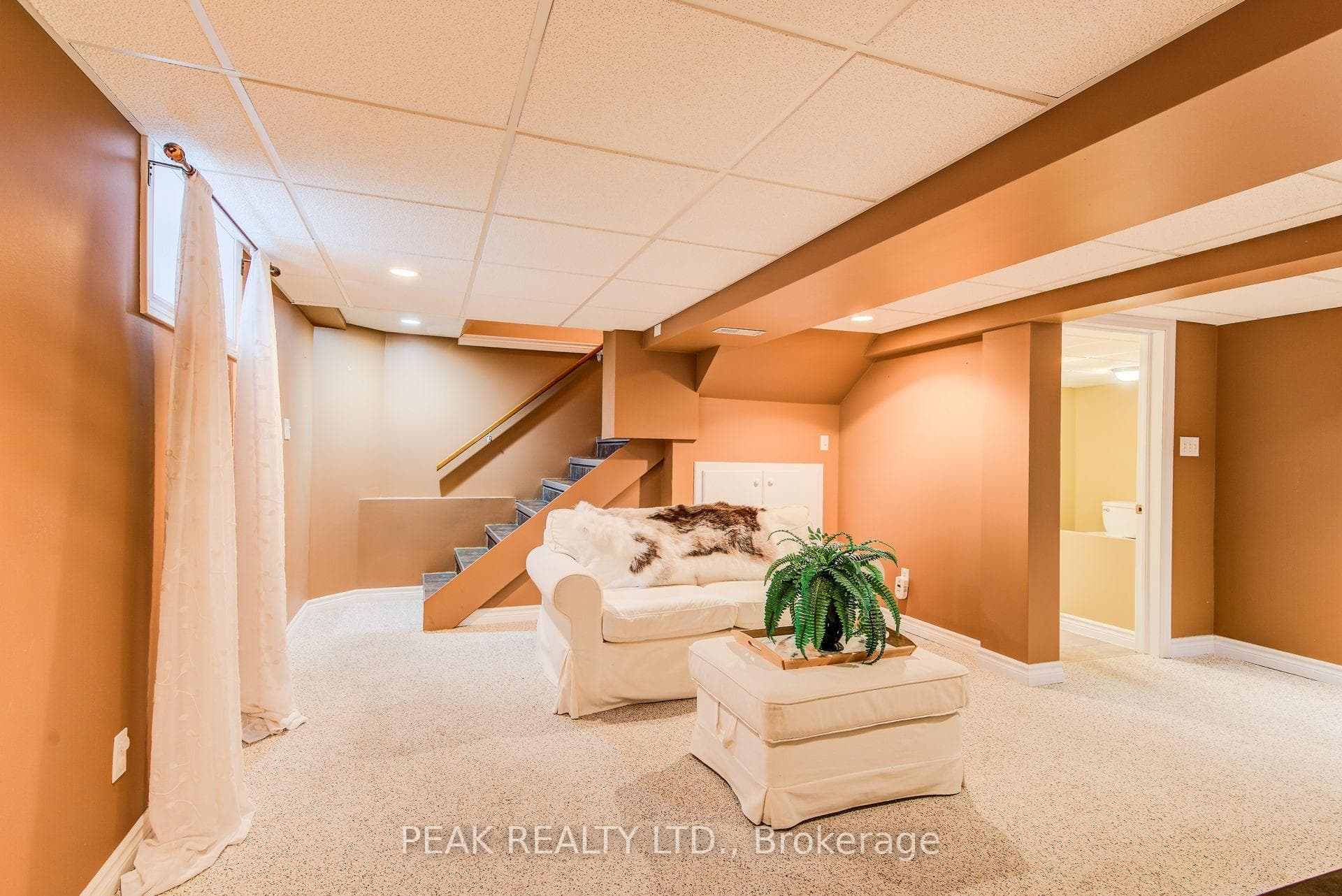111 William Street photo 27