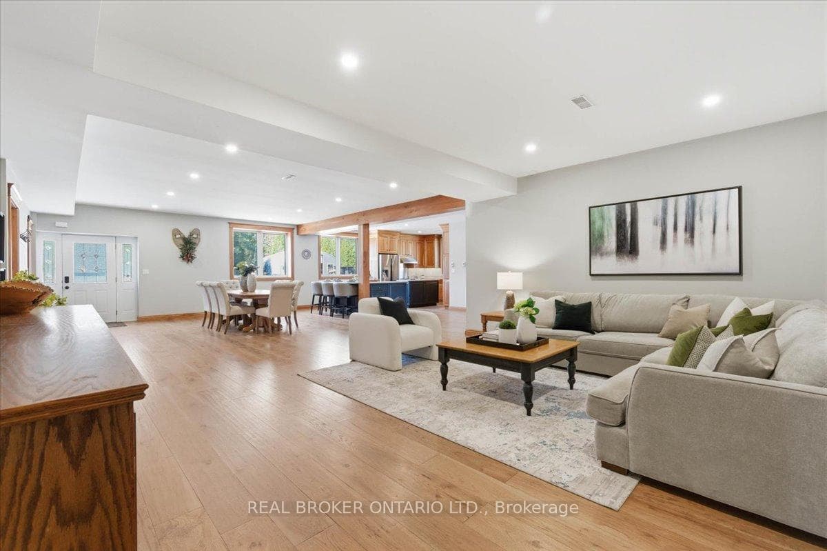 4589 WATSON Road photo 18