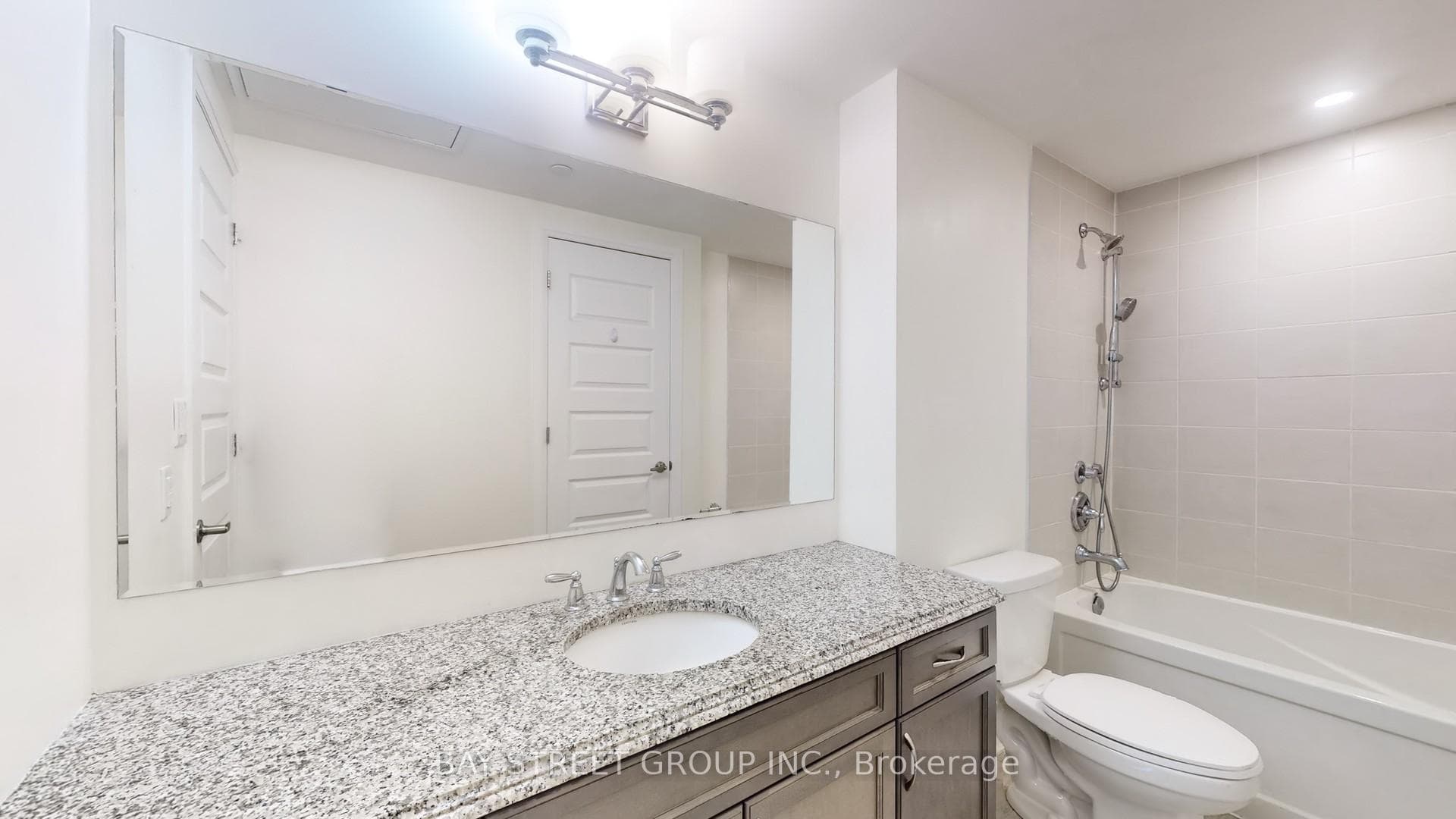 2 Adam Sellers Street Unit 512 photo 10
