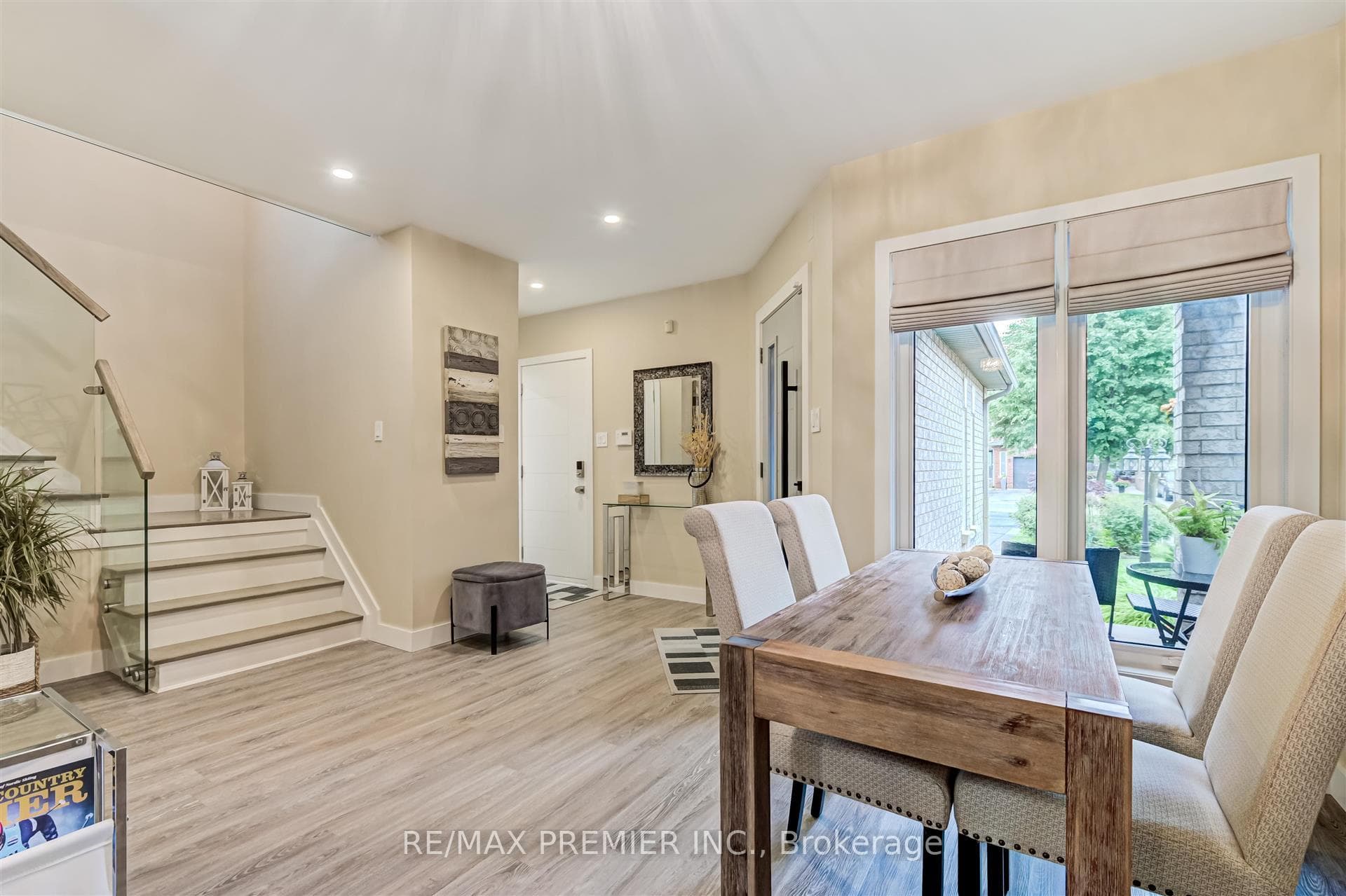 50 Villandry Crescent photo 5